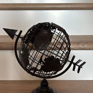 Black Metal Globe Wine Cork Holder